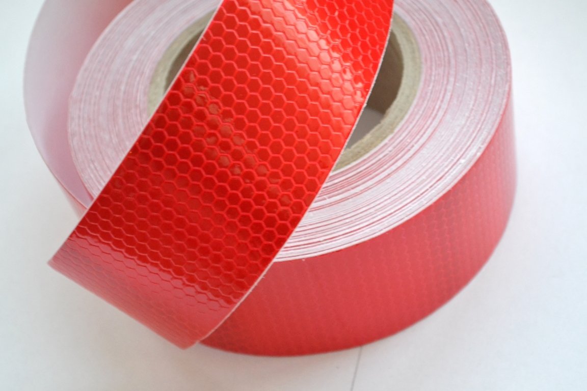 Reflektierendes Vinyl-Klebeband Rot, für LKW, Anhänger, Lieferwagen, Wohnwagen, 25 Meter, ECE 104 von 24/7 AUTO