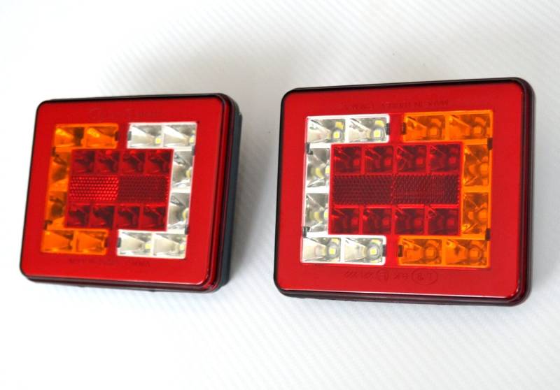 2x Klein LED Neon Heck Lichter für Lkw Anhänger Camper Bus Traktor 24V E-Geprüft von 24/7 AUTO