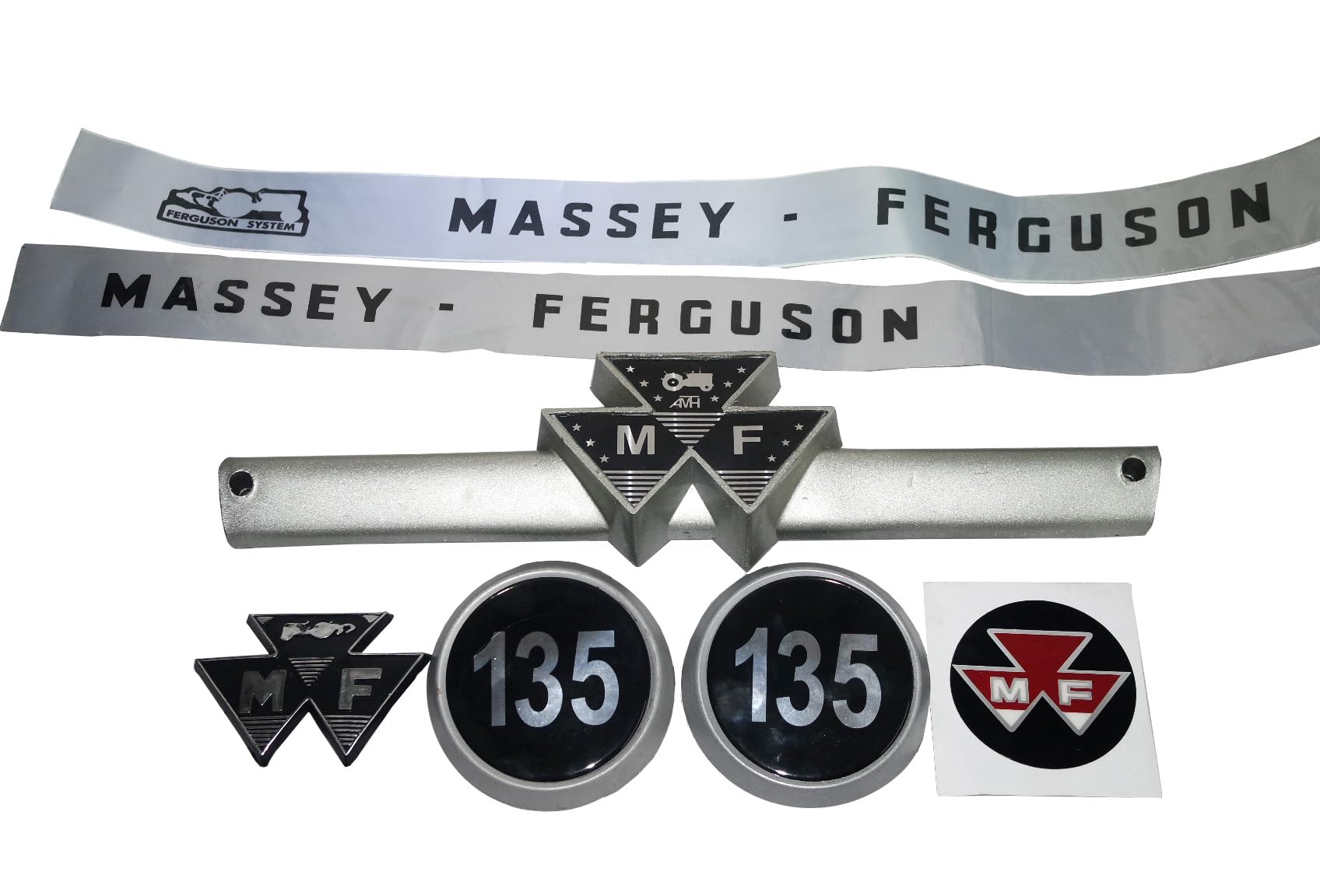 AEspares Frontgrill-Emblem und Motorhauben-Aufkleber-Set, kompatibel mit Massey Ferguson 135 Traktoren von AEspares