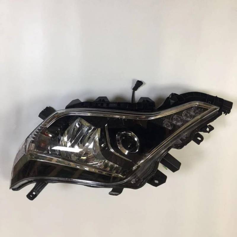 AUTO-PALPAL RIGHT FRONT HEADLIGHT 81130-60j00 8113060j00 von AUTO-PALPAL