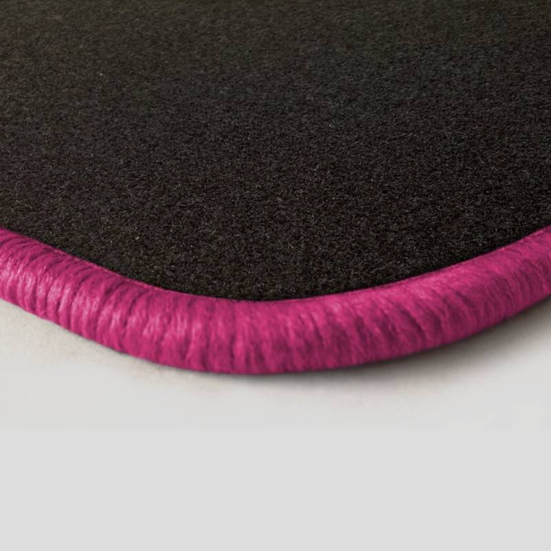 AUTOTEPPICH-Stylers (wählbar) NF100 Schwarze Fußmatten passend für OPEL Corsa D 2006-2014 Rand in pink von AUTOTEPPICH Stylers Wir fertigen Ihre Fußmatten