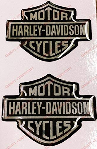 Harley-Davidson Aufkleber, harzbeschichtet, 3D-Effekt, 2 Stück Für Tankdeckel oder Helm. Farbe: Schwarz, Chrom. von Adesivi Compulsivi