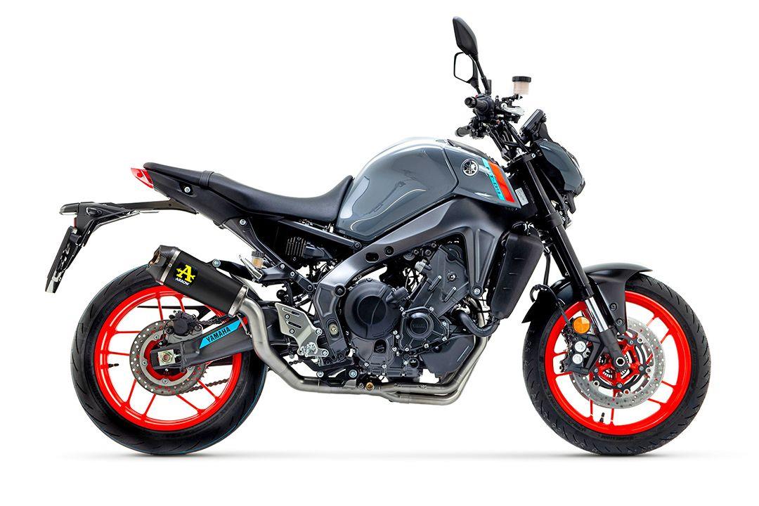 Sport Auspuff Komplettanlage WORKS BLACK Yamaha MT-09 Bj.2021-2022 RN69 EURO5 +Kat eintragungsfrei von Arrow