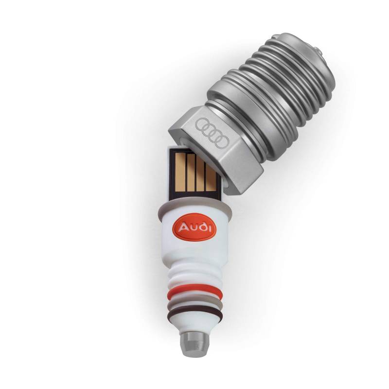 Audi 3221800600 Original Heritage Zündkerze USB-Stick Speicherstick 8 GB Spark Plug, Silber/Weiß von Audi