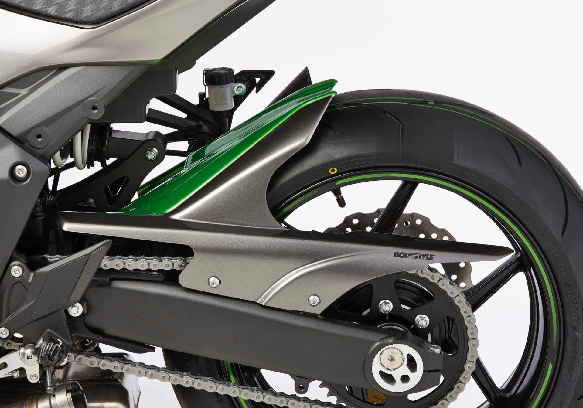 BODYSTYLE Hinterradabdeckung kompatibel mit KAWASAKI Z1000 ZRT00F 1043 ccm Bj. 2014-2016 von BODYSTYLE