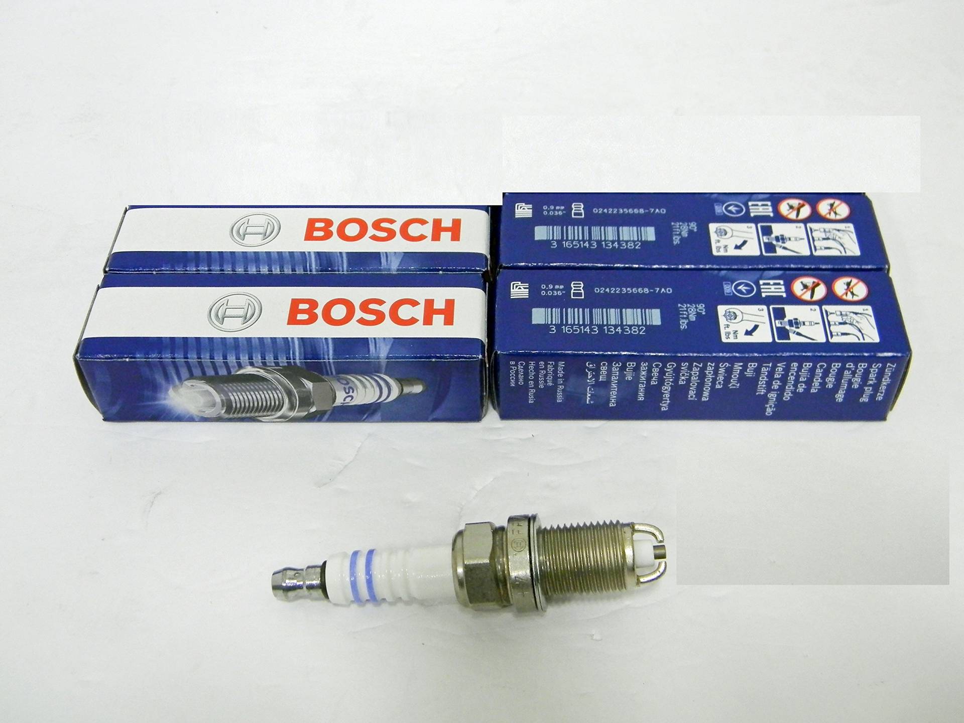 4X ORIGINAL BOSCH ZÜNDKERZEN BOSCH KERZEN 0 242 235 668 ZÜNDKERZE FR7LDC / 7 von Bosch