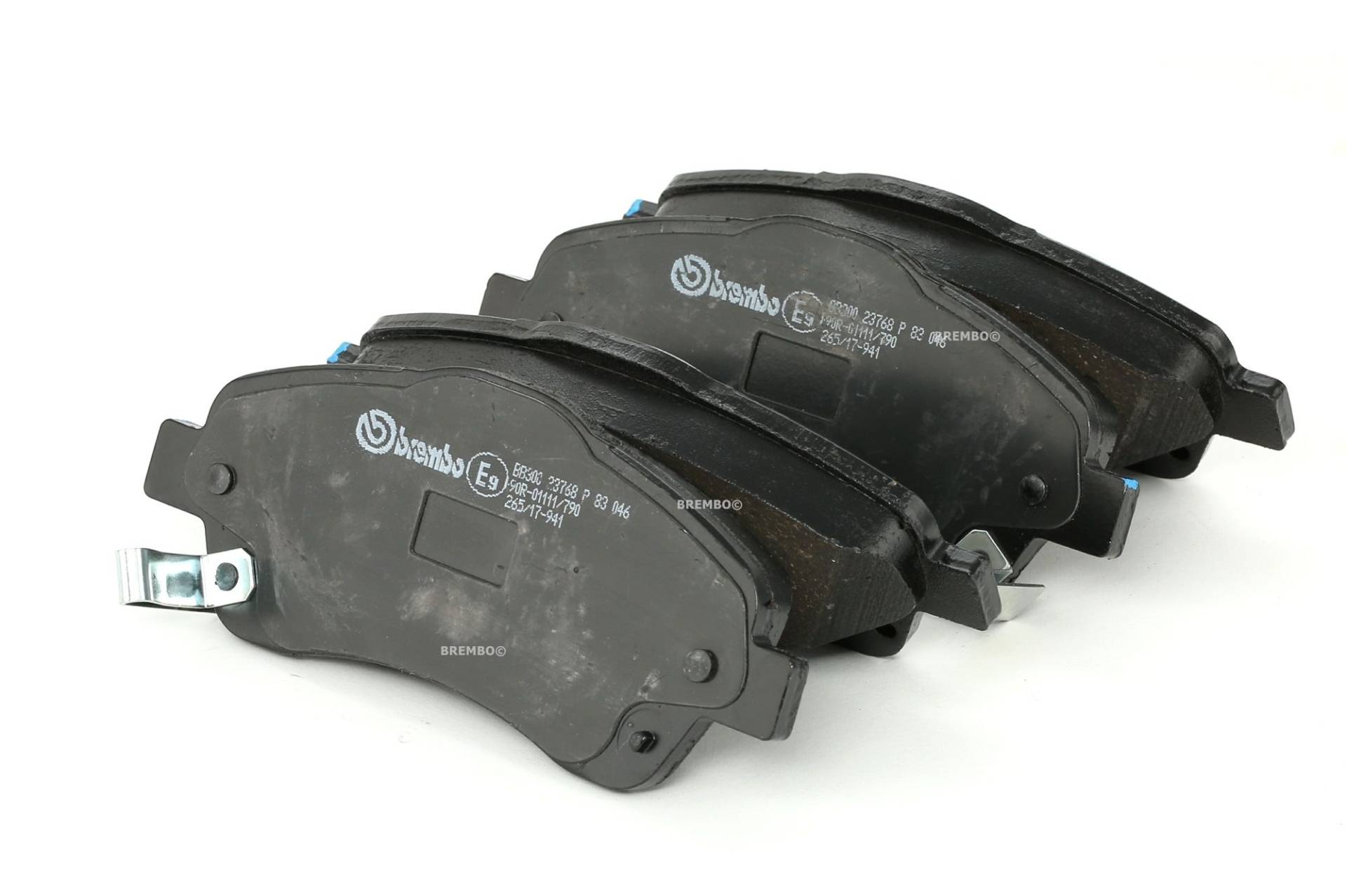 BREMBO Bremsbelagsatz TOYOTA P 83 046 0446505130,0446505170,0446505221 0446505270,04465YZZEB,0446505280,0446505131,0446505140,0446505150,0446505190 von BREMBO