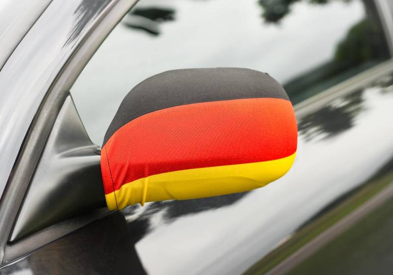 BRUBAKER Autospiegel Flagge Deutschland - Autofahnen für Außenspiegel PKW - 2er Set Spiegel Cover Überzug Deutschlandfahne für EM 2024 - Europameisterschaft Fanartikel - Schwarz Rot Gold von BRUBAKER