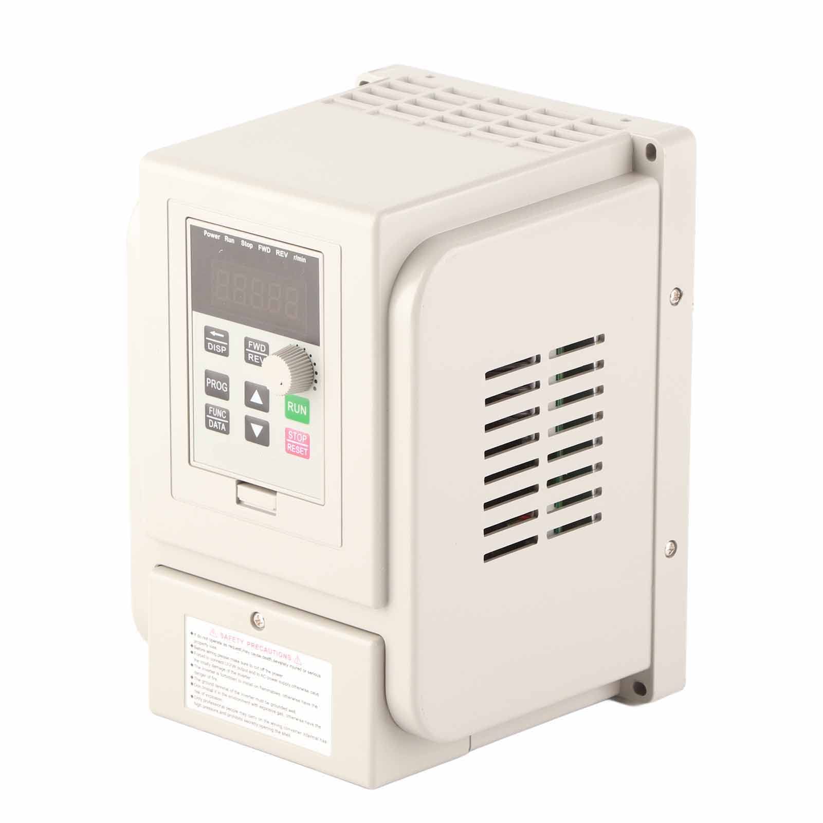 Baxnore 1,5 kW Frequenzumrichter, VFD-Motordrehzahlregler, 3-Phasen-Antrieb mit einstellbarer Frequenz, Wechselrichter-Motorantrieb für die industrielle Automatisierung von Baxnore