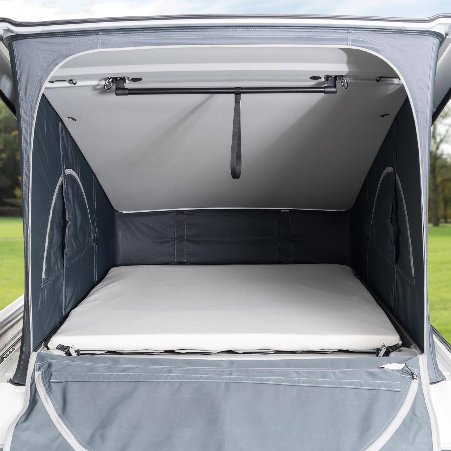 Black Forest Fox Wohnmobil Spannbettlaken Heckbett Hochbett Faltbett für VW T5 T6 Beach Ocean Gran California 600 680 Polo Weiß (Naturweiss, T6.1 California Aufstelldach) von Black Forest Fox