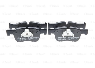 Bosch Bremsbeläge vorne (Satz) [Hersteller-Nr. 0986494689] für BMW von Bosch