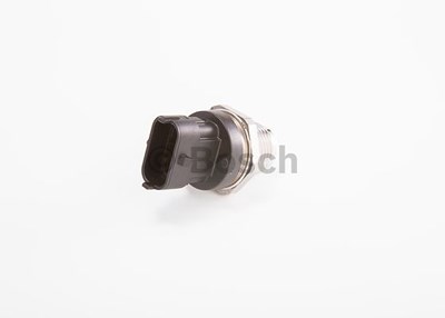 Bosch Sensor, Kraftstoffdruck [Hersteller-Nr. 0281002907] für Alfa Romeo, Fiat, Lancia, Opel, Renault von Bosch