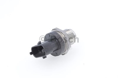 Bosch Sensor, Kraftstoffdruck [Hersteller-Nr. 0281006164] für Alfa Romeo, Citroën, Fiat, Ford, Iveco, Lancia, Opel, Peugeot, Suzuki von Bosch