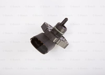 Bosch Sensor, Ladedruck [Hersteller-Nr. 0281002205] für Fiat, Dodge, Chrysler, Land Rover, Iveco von Bosch