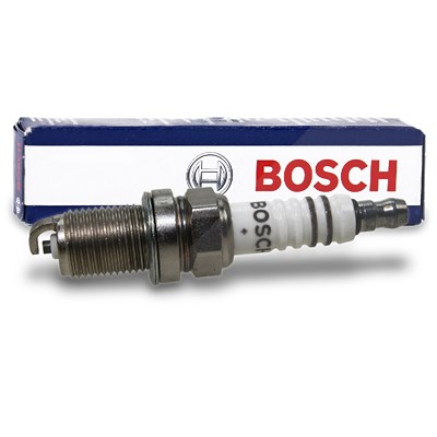 Bosch Zündkerze [Hersteller-Nr. 0242235666] für Alfa Romeo, Aston Martin, Audi, Autobianchi, BMW, Cadillac, Chevrolet, Chrysler, Citroën, Dacia, Daewo von Bosch