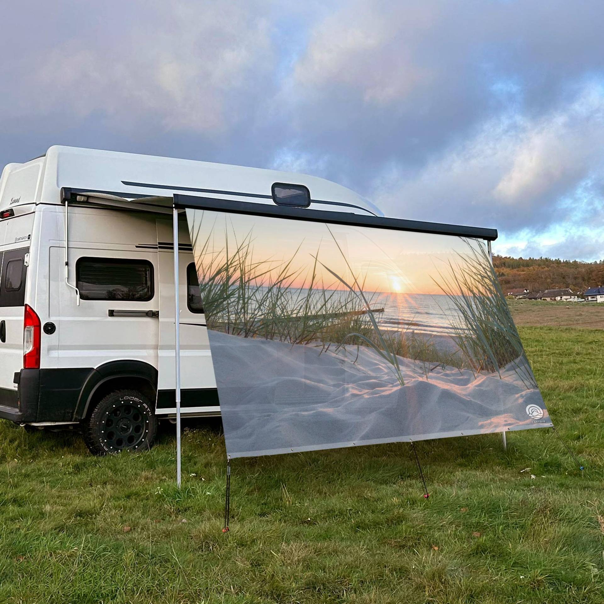 CAMPIDOO Textil Sonnensegl OSTSEE-Strand | Höhe 200cm | hochwertiger Fotodruck inkl. Keder-Befestigung | Markisen-Vorderwand - Länge/Keder: 380cm / 5 mm von CAMPIDOO