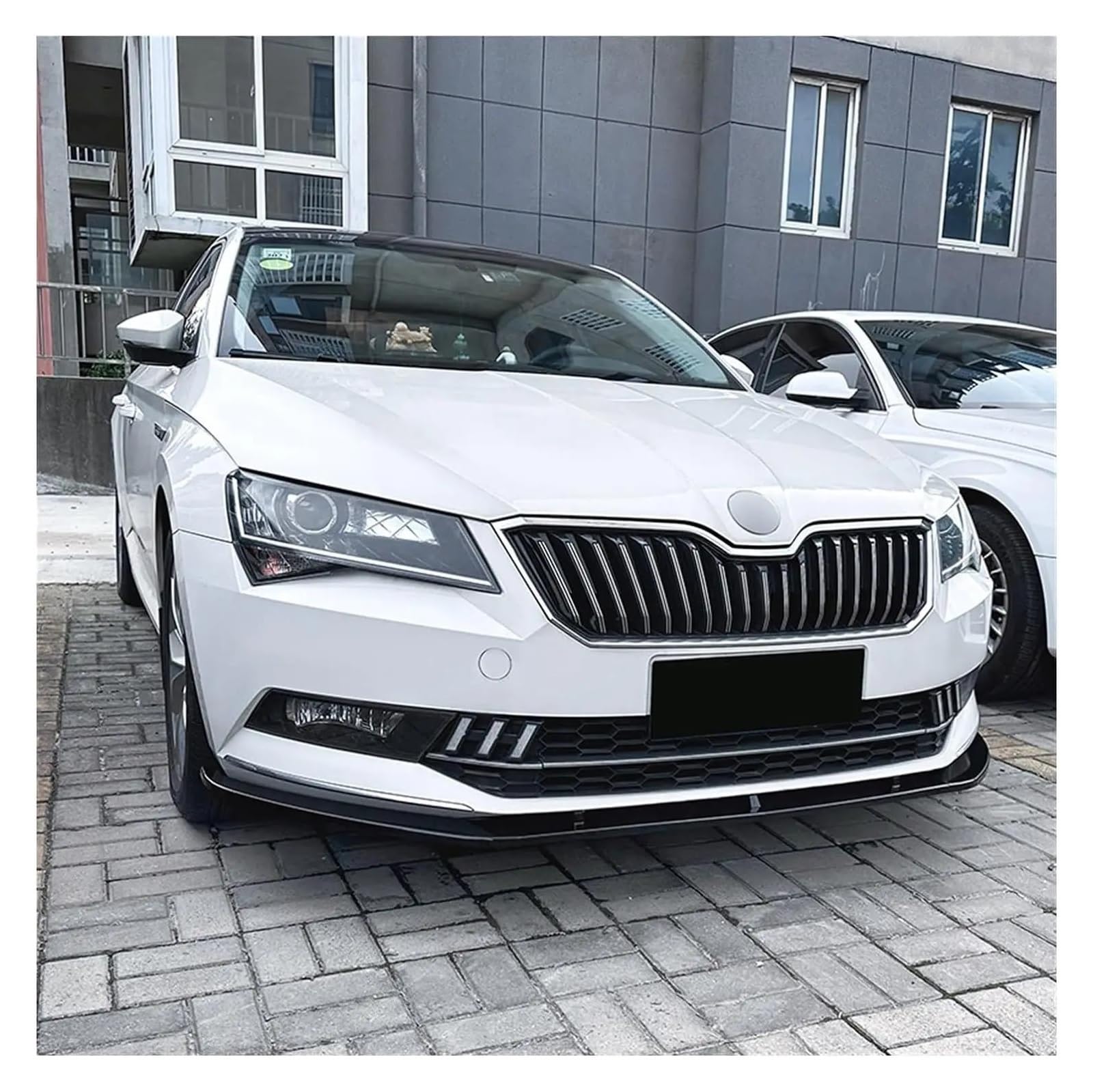 Spoilerlippe Für Skoda Für Superb B8 III 3V3 3V5 2015-2019 Auto Vorderen Stoßfänger Lip Spoiler Splitter Diffusor Tuning Schutz Separator Körper Kit Splitter(Glossy Black) von CEXBIRC