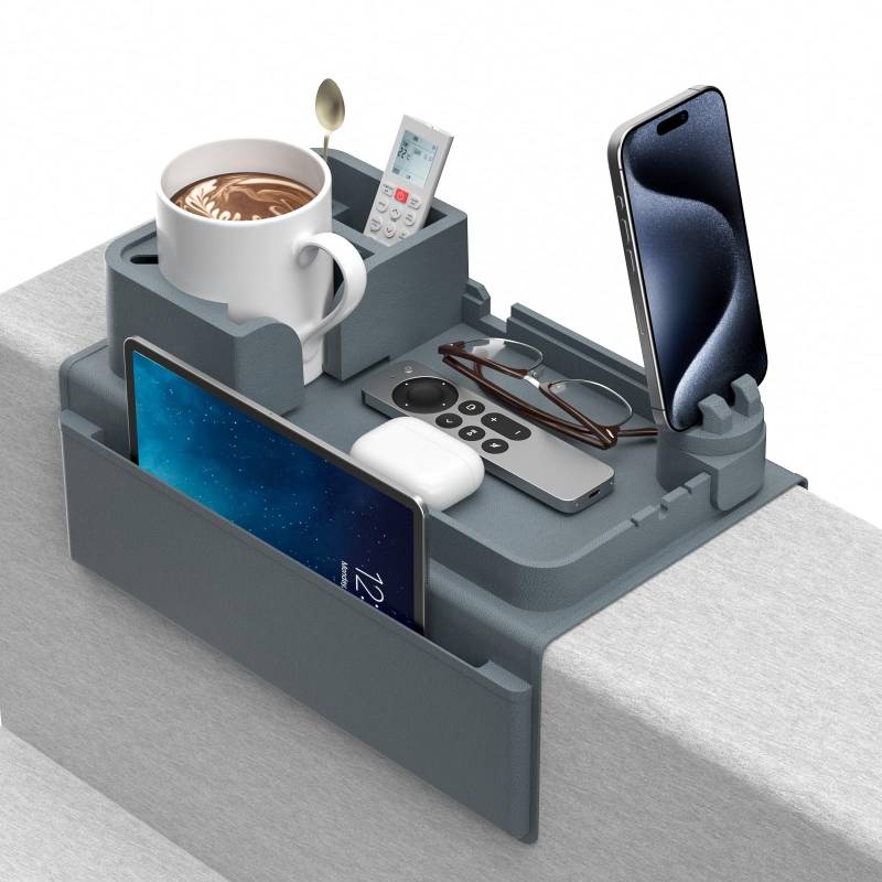 CLESOO Sofatablett Armlehne mit Getränkehalter, Anti-Rutsch Sofa Tablett mit Zwei Seitentaschen und Telefonhalterung, Silikon Anti-Spill Couch Organizer für Tasse, Telefon, Tablet, Snack von CLESOO