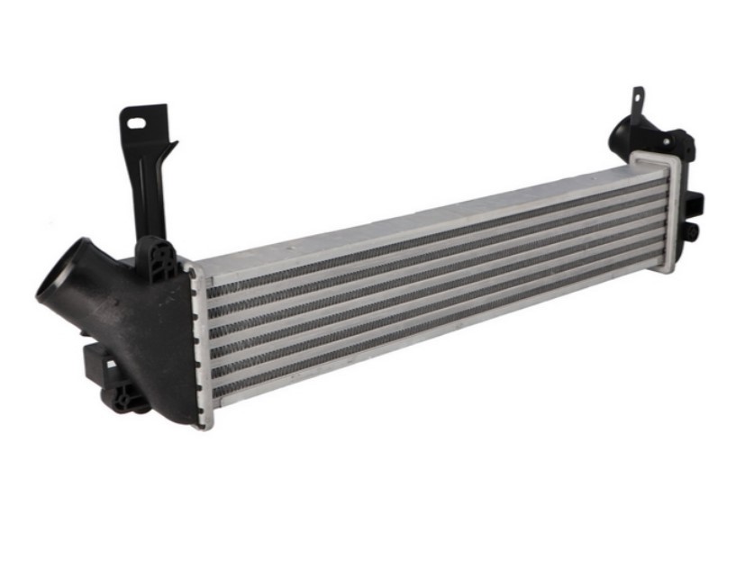 CLIMTEX Ladeluftkühler RENAULT,NISSAN CH4-330 8200137653,8200221885,8200732390 Intercooler 4881234 von CLIMTEX