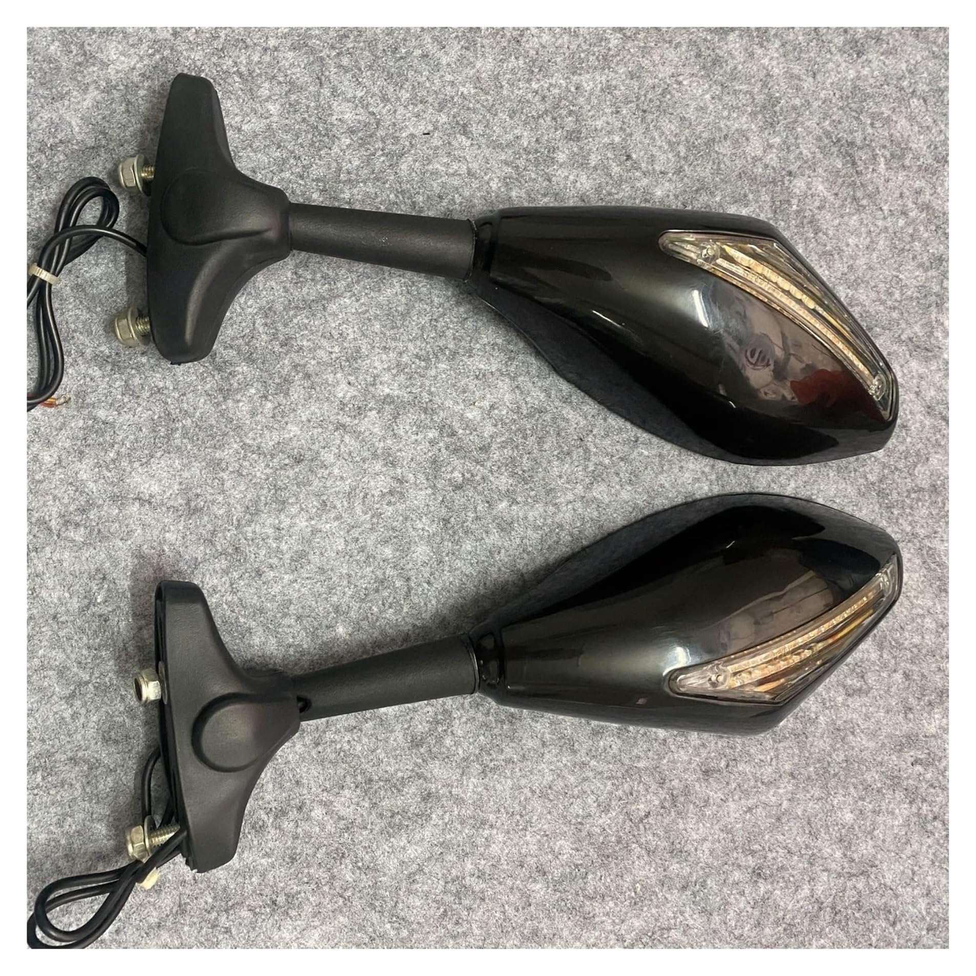 Motorrad Lenkerspiegel Für Y&amaha Motorrad Blinker Rückansicht Seitenspiegel Integrierte Blinker Dekoration Motorrad Bar Endspiegel von CPZPMFMKBG