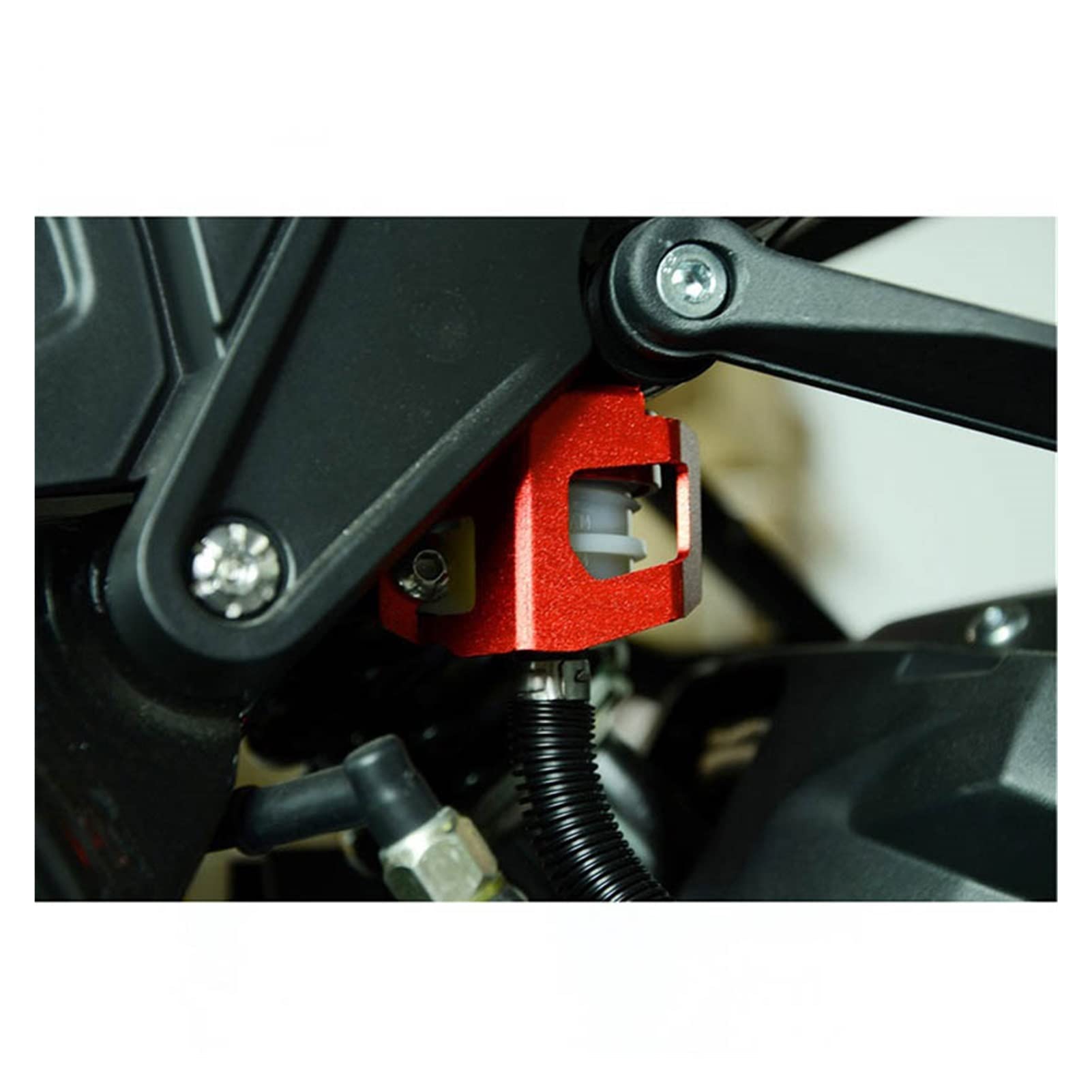 ChunLK Motorradzubehör Aluminium-Hinterradbremsölbecher-Schutzbecherabdeckung Kompatibel mit TRK 502X 502 2021 2020(Svart) von ChunLK