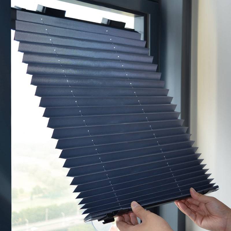 Einziehbarer Sonnenschild Saugnapfbecher Roller Blind für Fenster,Akkordeon Typ Auto Sonnenschutz für Frontscheiben Sonnenschutzrollos,Versenkbare,Keine Bohrungen (80×185cm/31.5×72.8in) von DANEXT