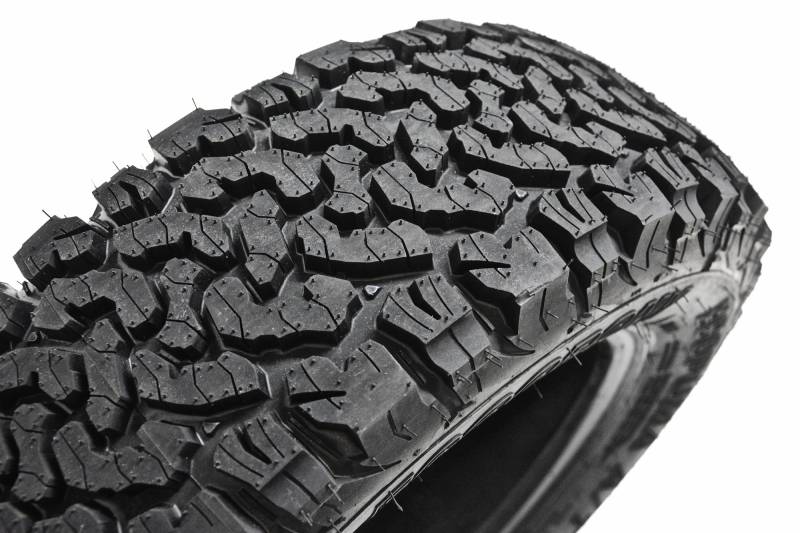 DKM 215/65 R16 PUMA Offroad Reifen Gelände 98Q 4x4 SUV AT M+S 3PMSF von DKM