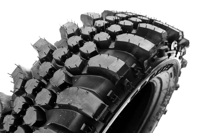 235/70 R16 SMX Extreme Trekker Reifen 115Q Offroad Gelände 4x4 SUV MT M+S 3PMSF von DKM