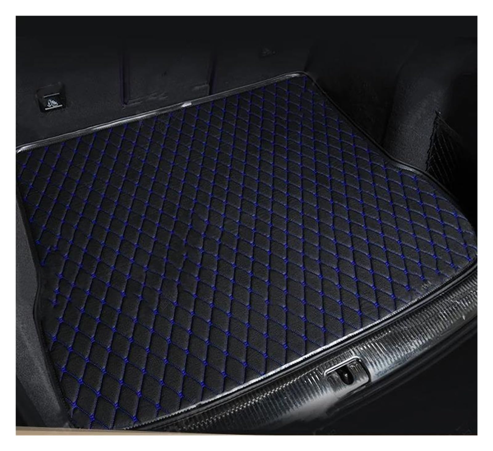 Auto Kofferraummatte Für Toyota Für IZOA EV 2020 Custom Car Kofferraummatte Kofferraumwanne Matte Auto Innendekoration Zubehör Teppich Cargo Liner Kofferraum Schutzmatte(Black-Blue) von DZSQTGJKIO