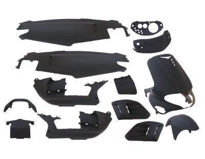 Verkleidungsset in Schwarz Matt 15 teilig für Gilera Runner bis Bj.08.2005 von Edge