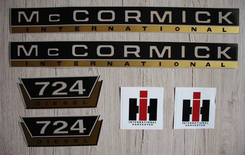 IHC MC CORMICK Aufkleber 724 Gold Traktor Emblem Sticker Label Set von Eil Bulldog Versand