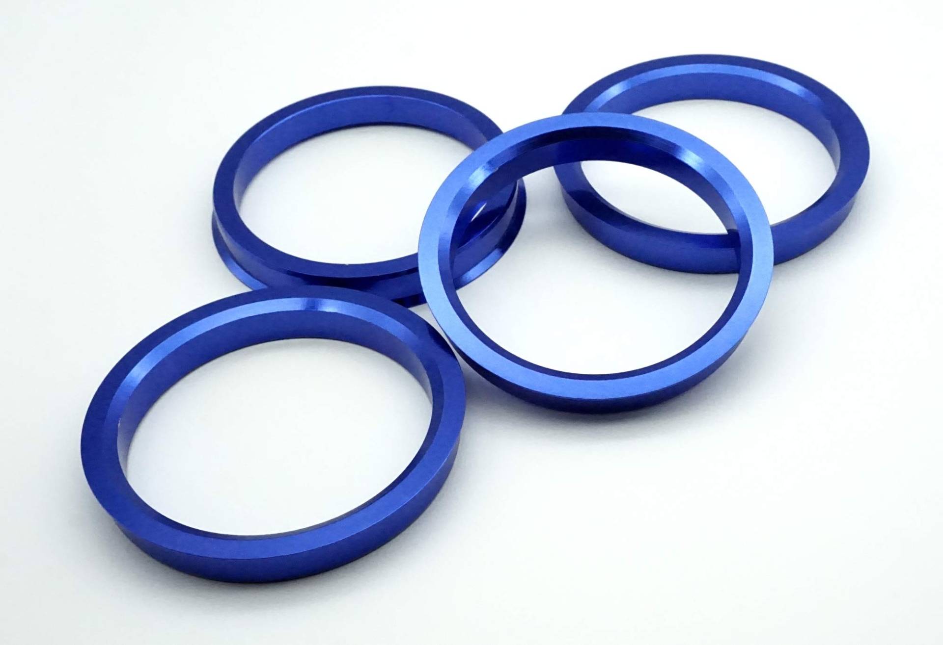 4 Zentrierringe aus Alu Aluminium in Blau 66,6 mm - 57,1 mm 66,6 auf 57,1 von Felgenfactory