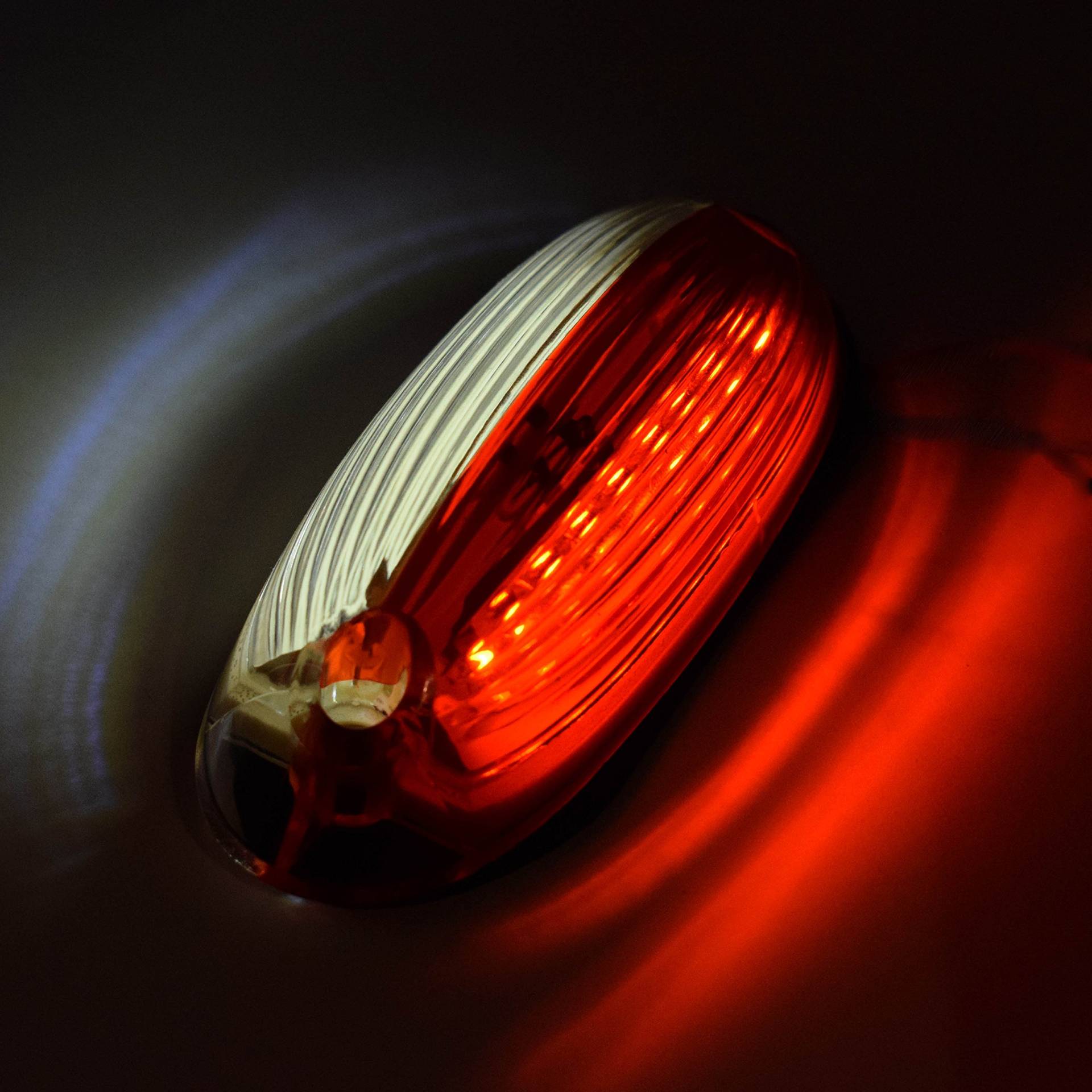 2x Rot Weiss LKW PKW 12V/24V LED Kennzeichenbeleuchtung Nummernschild Beleuchtung Lampe Leuchte Licht Anhänger Wohnmobil Wohnwagen Bus von Formplas