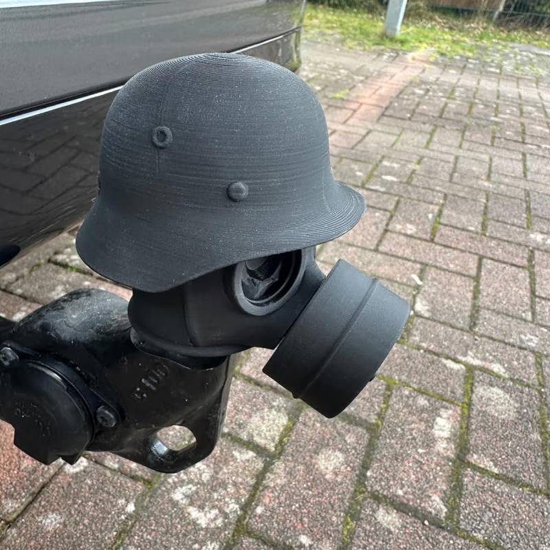 Abdeckkappe FüR AnhäNgerkupplung,Komisch Gasmaske anhängerkupplung,FüR 50 Mm AnhäNgerkupplung Abdeckung Staubdicht &Wasserdicht,MüTze Mit Helm Und Maske Mit Wunschaugenfarbe (B) von Generic