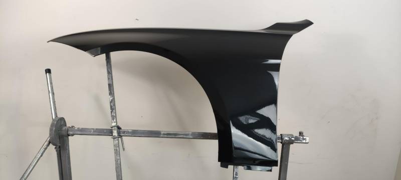 Kotflügel links ohne Blinkeröffnung für BMW Model 3/3 (F30/31/34/35), 2012-2019 in der Farbe 475 Black Sapphire von Generisch