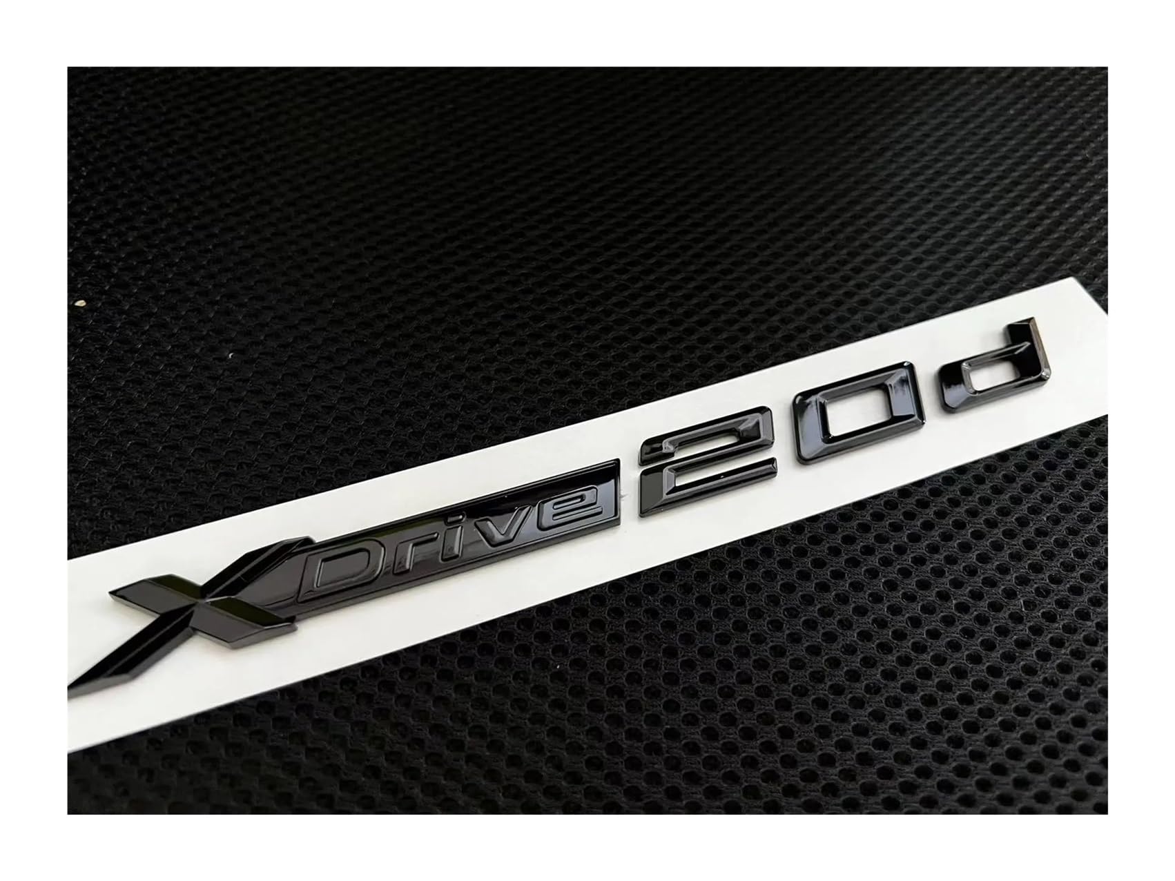 GeRRiT yzw6688 1X ABS glänzend schwarz Auto XDrive Emblem Zieraufkleber X Drive 18d 20d 25d 28d 30d 35d 40d 48d 50d 55d Kompatibel mit X1 X3 X5 X6 usw (Color : Xdrive 20d) von GerRit
