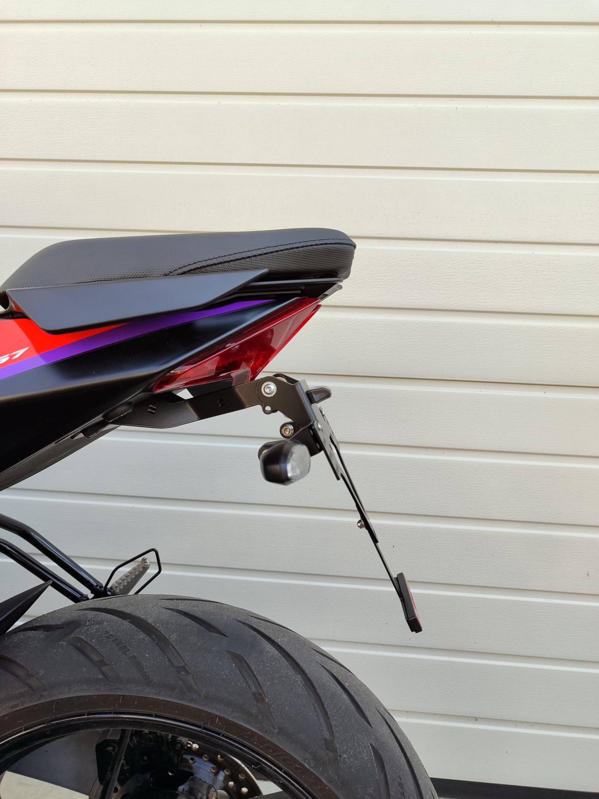 kurzer Kennzeichenhalter GroFaTec kompatibel für Aprilia RS 457 EVO-Set Kennzeichenträger Tail Tidy Heckumbau kurzes Heck rs457ab 2024 von GroFaTec