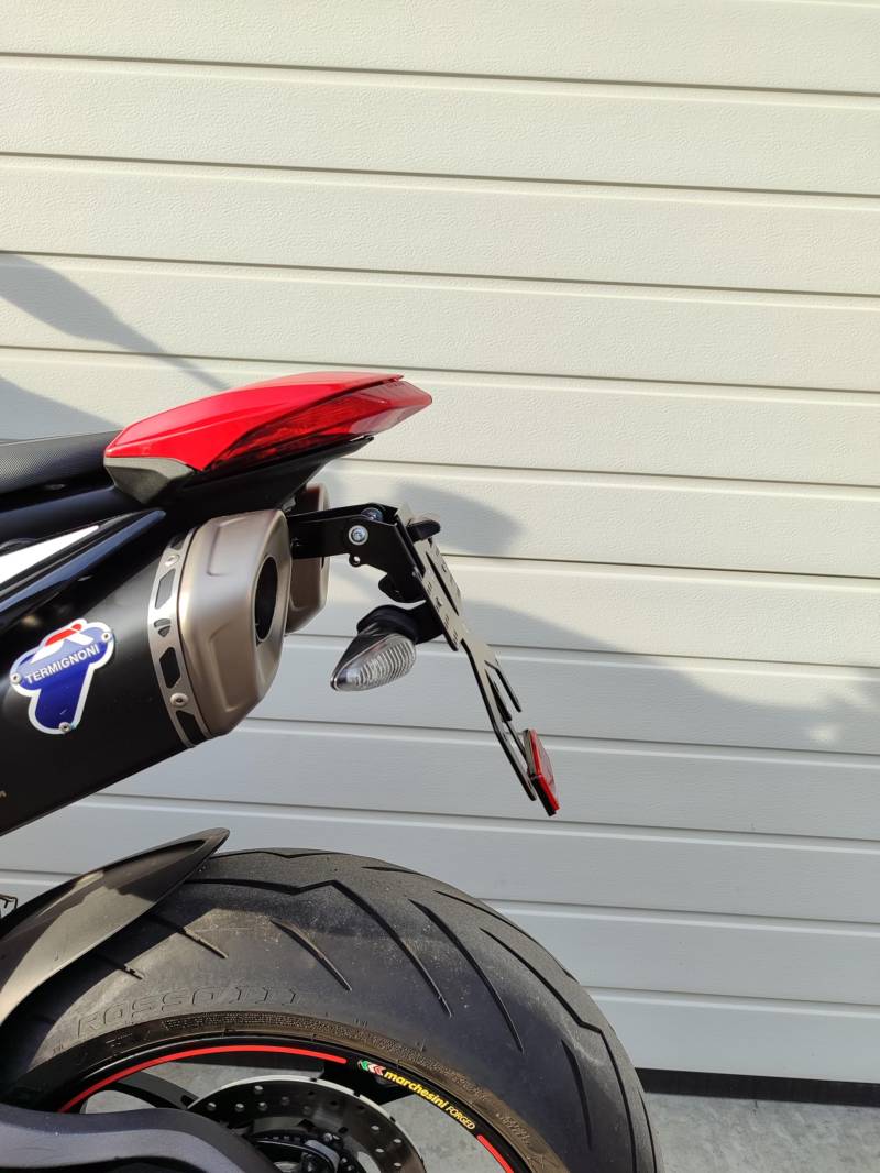 kurzer Kennzeichenhalter für Ducati Hypermotard 950 / SP/RVE 2019-2024 Kennzeichenträger REVO Tail Tidy Heckumbau kurzes Heck für Ducati Hyper Motard 950 nummernschild umbau von GroFaTec