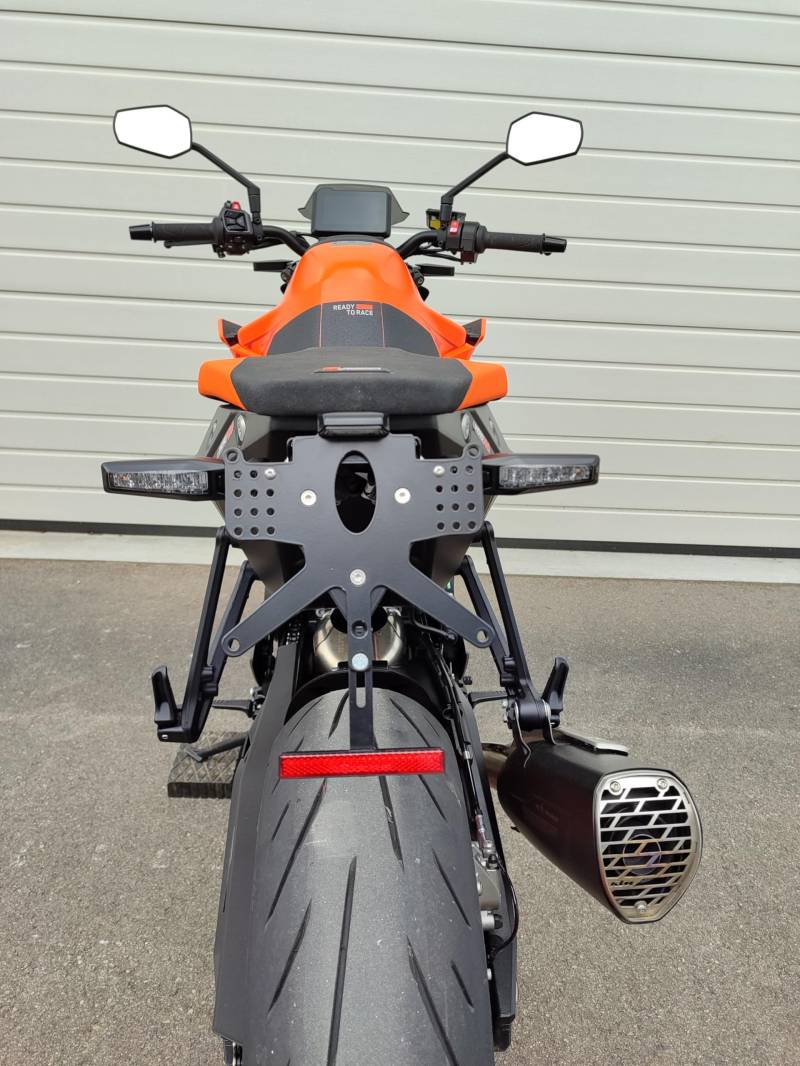 kurzer Kennzeichenhalter für KTM 990 Duke REVO Slim Plug&Play Kennzeichenträger Duke R EVO Heckumbau SDR Tail Tidy superduke 990duke MiniBeast von GroFaTec