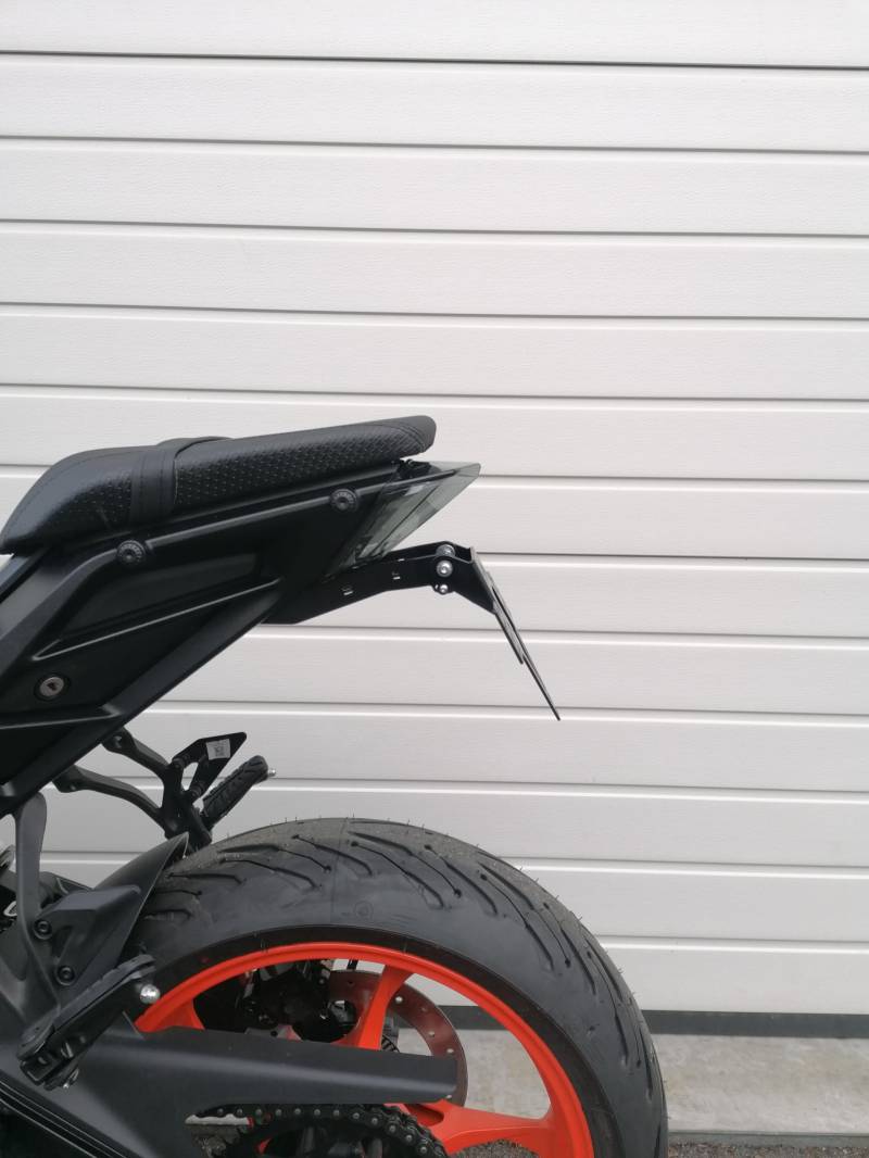 kurzer Kennzeichenhalter für KTM Duke 125 duke390 ab 2024 EVO GroFaTec Kennzeichenträger Nummernschild Träger Halter kurzes Heck Heckumbau Porta Targa KTM duke125 DUKE390 Tail Tidy von GroFaTec