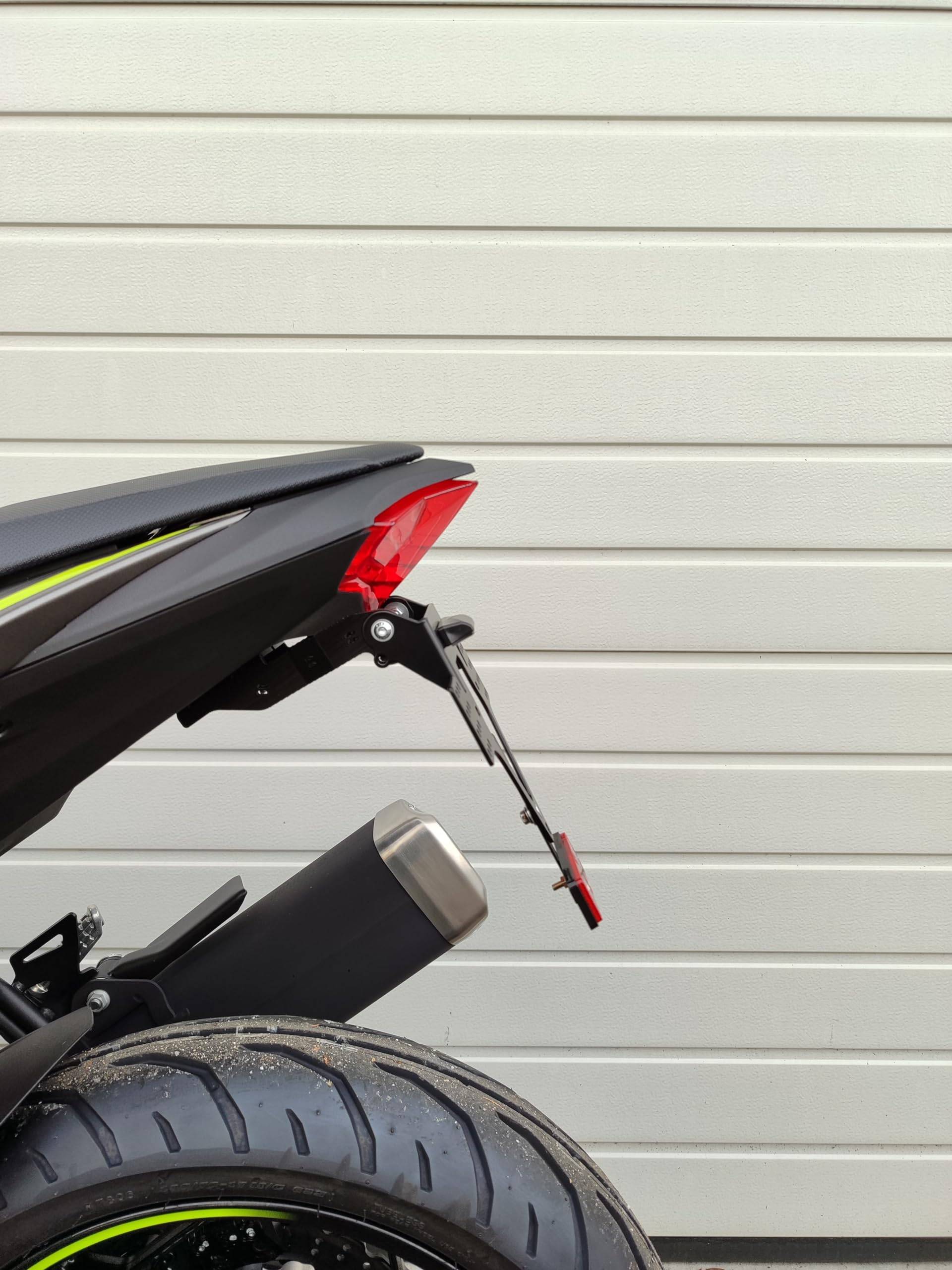 kurzer Kennzeichenhalter für Kawasaki Z 125 Ninja 2019-2024 Kennzeichenträger EVO Set Heckumbau kawa z125 Ninja 125 B196 Racer Naked Bike Tail Tidy kurzes Heck Halter für original Blinker von GroFaTec