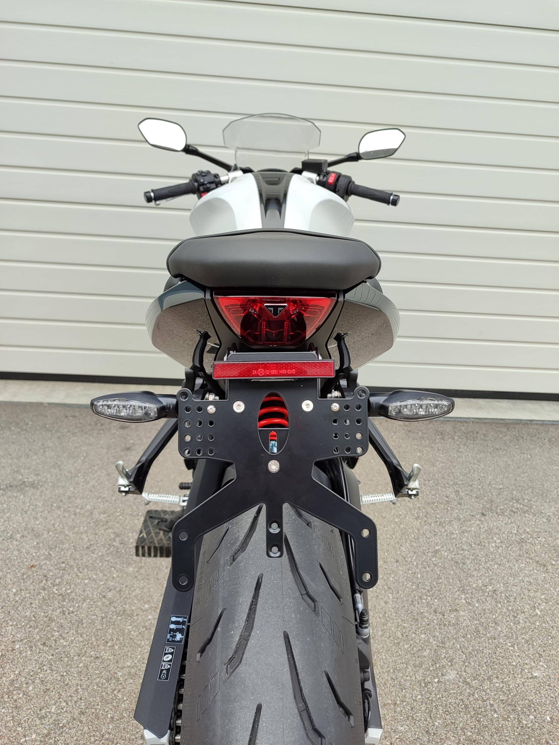 kurzer Kennzeichenhalter für Triumph Daytona 660 ab 2024 Kennzeichenträger REVO Short Tail Tidy Heckumbau kurzes Heck Racer GroFaTec für Triumph daytona660 von GroFaTec