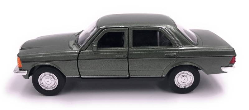 H-Customs Mercedes Benz E-Klasse E-Klasse W123 Modellauto Auto Lizenzprodukt 1:34-1:39 Grün von H-Customs