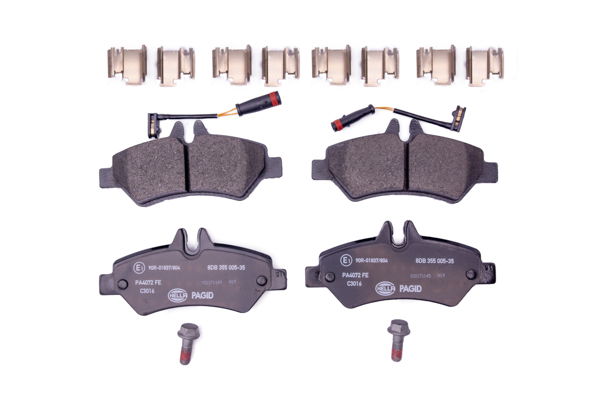 Bremsbelagsatz, Scheibenbremse Hinterachse Hella Pagid 8DB 355 005-351 von Hella Pagid