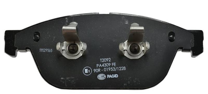 HELLA Bremsbeläge vorne - nicht für Verschleißwarnanzeiger vorbereitet - vier Bremsbeläge pro Set - T2092 - für u.a. AUDI - 8DB 355 016-021 von Hella