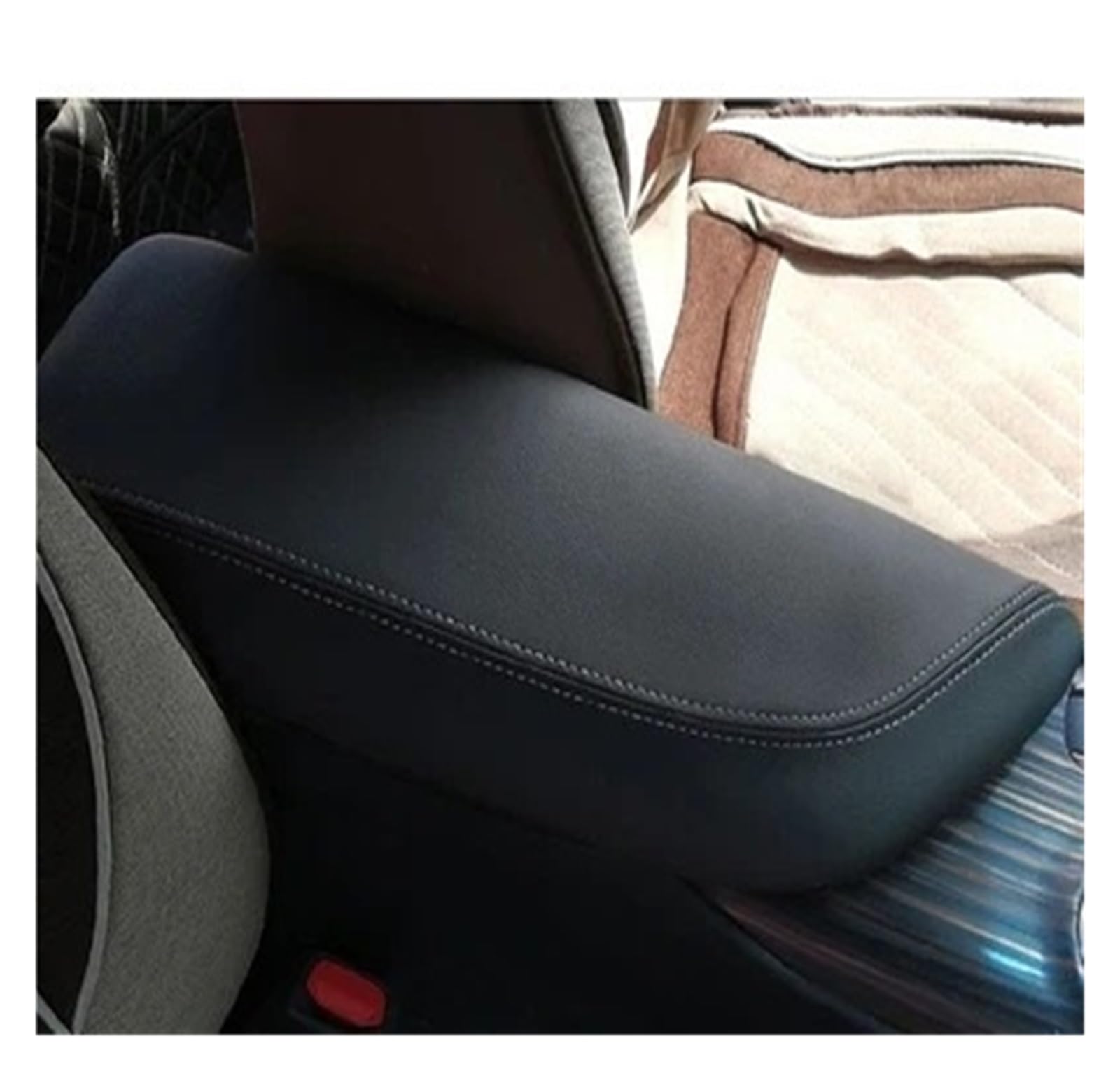 Auto Innenraum Für Toyota Für Camry XV70 2018 2019 2020 2021 2022 2023 Auto Armlehne Konsole Pad Abdeckung Kissen Unterstützung Box Armlehne Matte Interieur Zubehör(Black Beigeline) von Hguvsjd