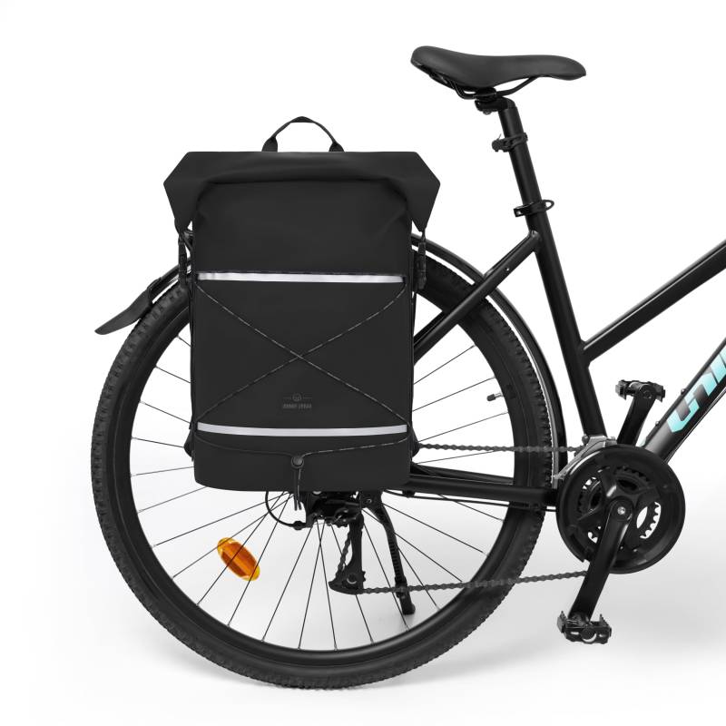 Johnny Urban Dry Bag Fahrradtaschen für Gepäckträger Schwarz - Myles Bike - wasserdichte Tasche für Fahrrad - 3 in 1 Drybag, Rucksack und Gepäckträgertasche - 34L von Johnny Urban