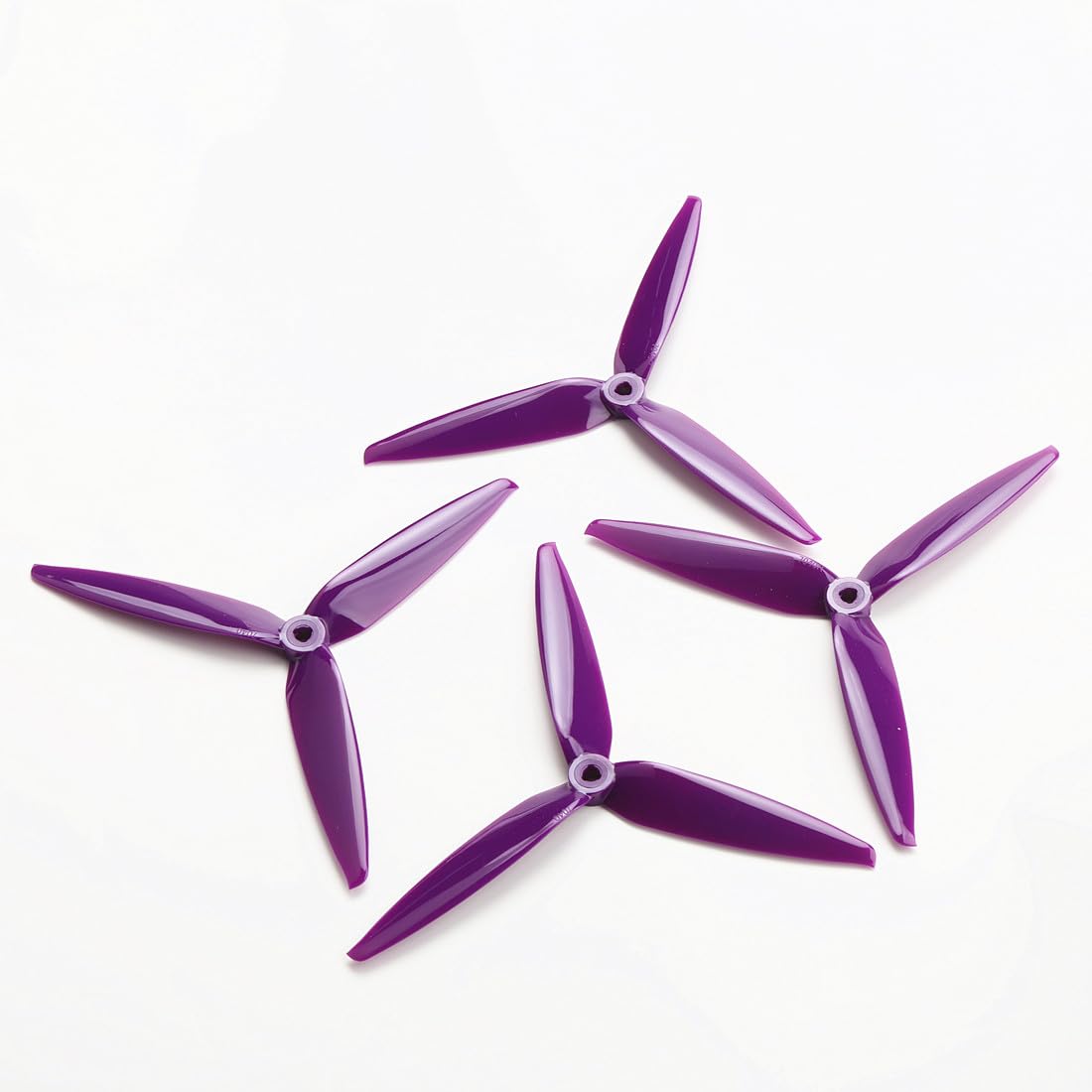 Zubehör für Drohnenpropeller 4PCS 7X4X3 7040 7 zoll 3 Blatt Propeller (CW + CCW) Poly Carbonat Propeller Kompatibel mit 7 zoll 8 zoll RC Drone(Purple) von KIOOS