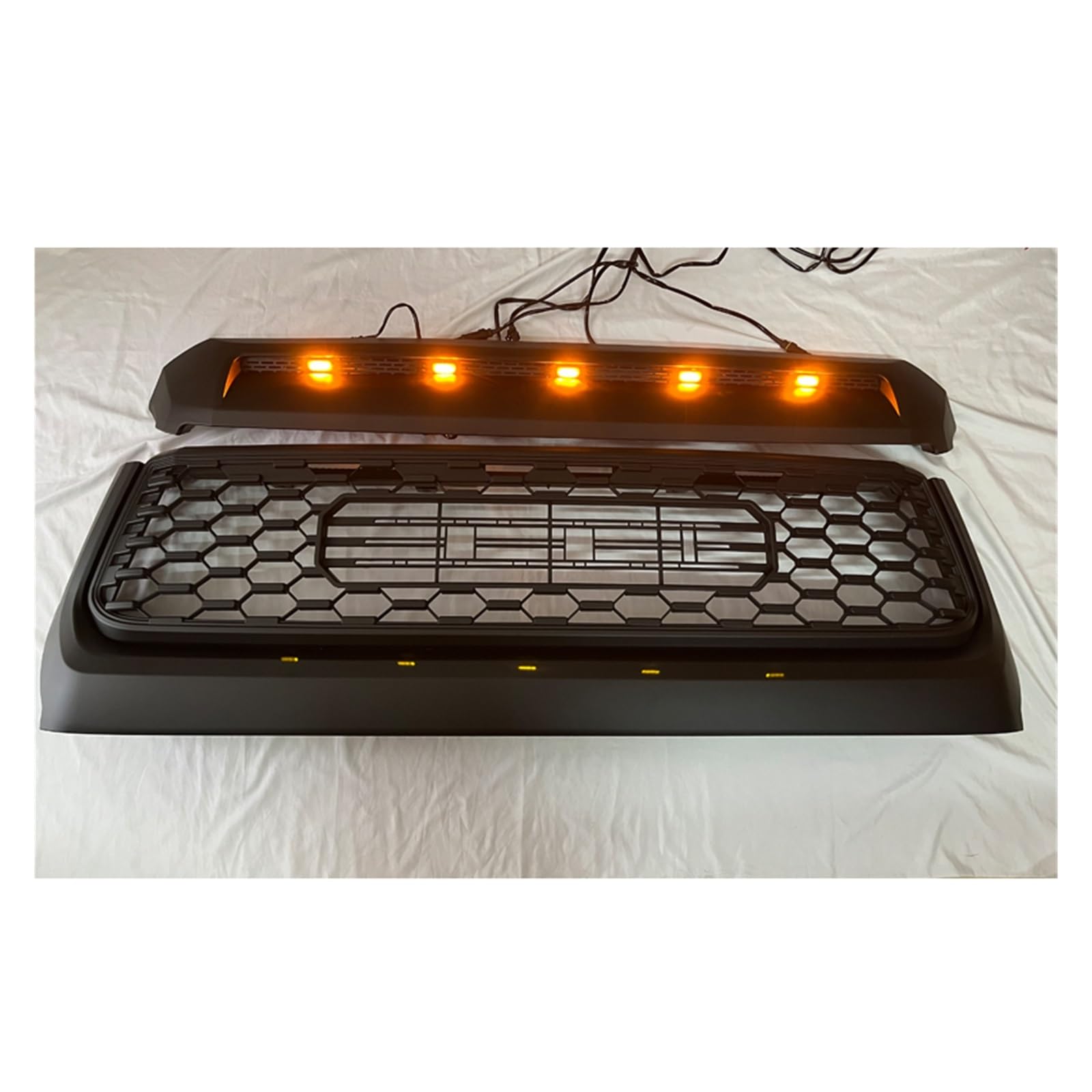 Kühlergrill Für Toyota Für Tundra 2014 2015 2016 2017 2018 2019 2020 Außen Racing Grille Trim Haube Abdeckung Front Grill Streifen Licht Streifen Abdeckung Auto Frontgrill(Amber LED) von Kdbcet