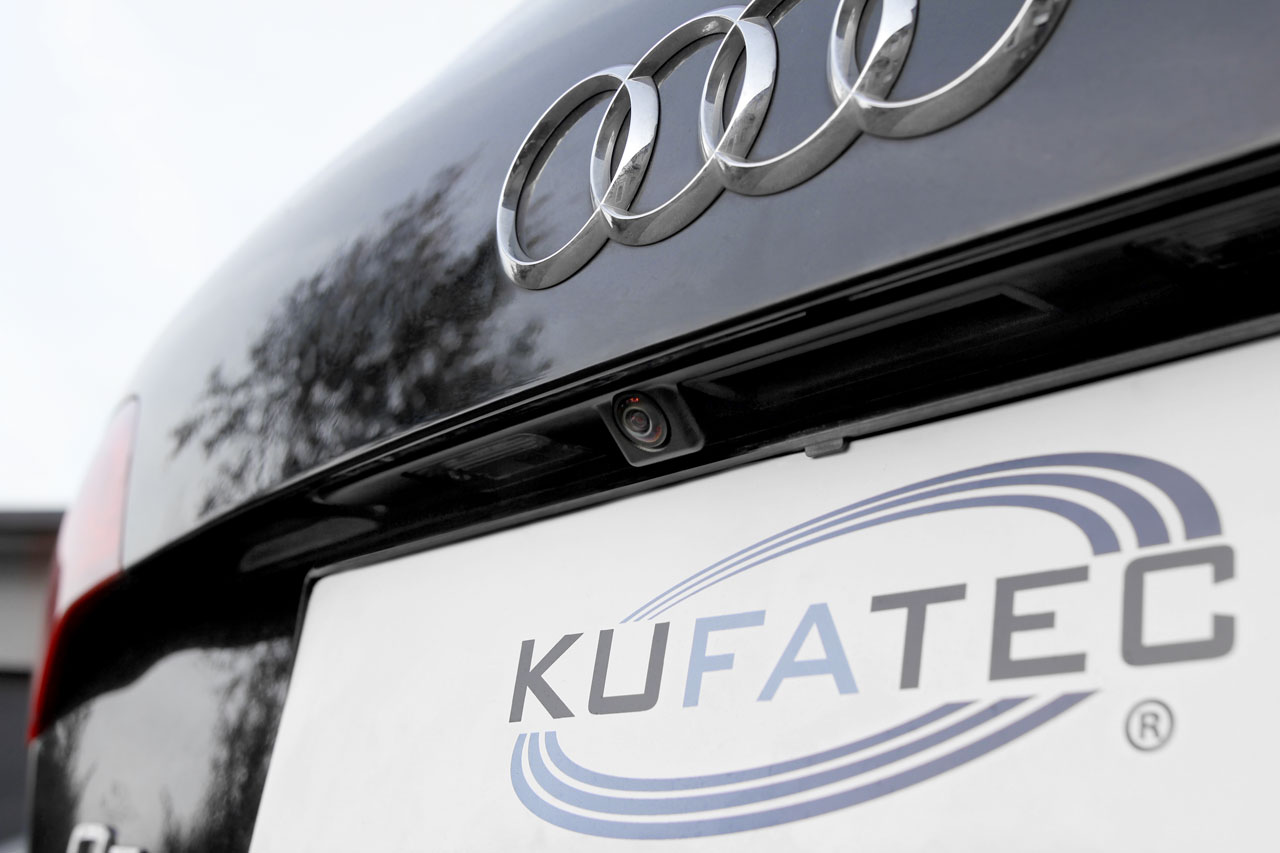 Komplett-Set Front- und Rückfahrkamera für Audi Q7 4L von KUFATEC GmbH & Co. KG